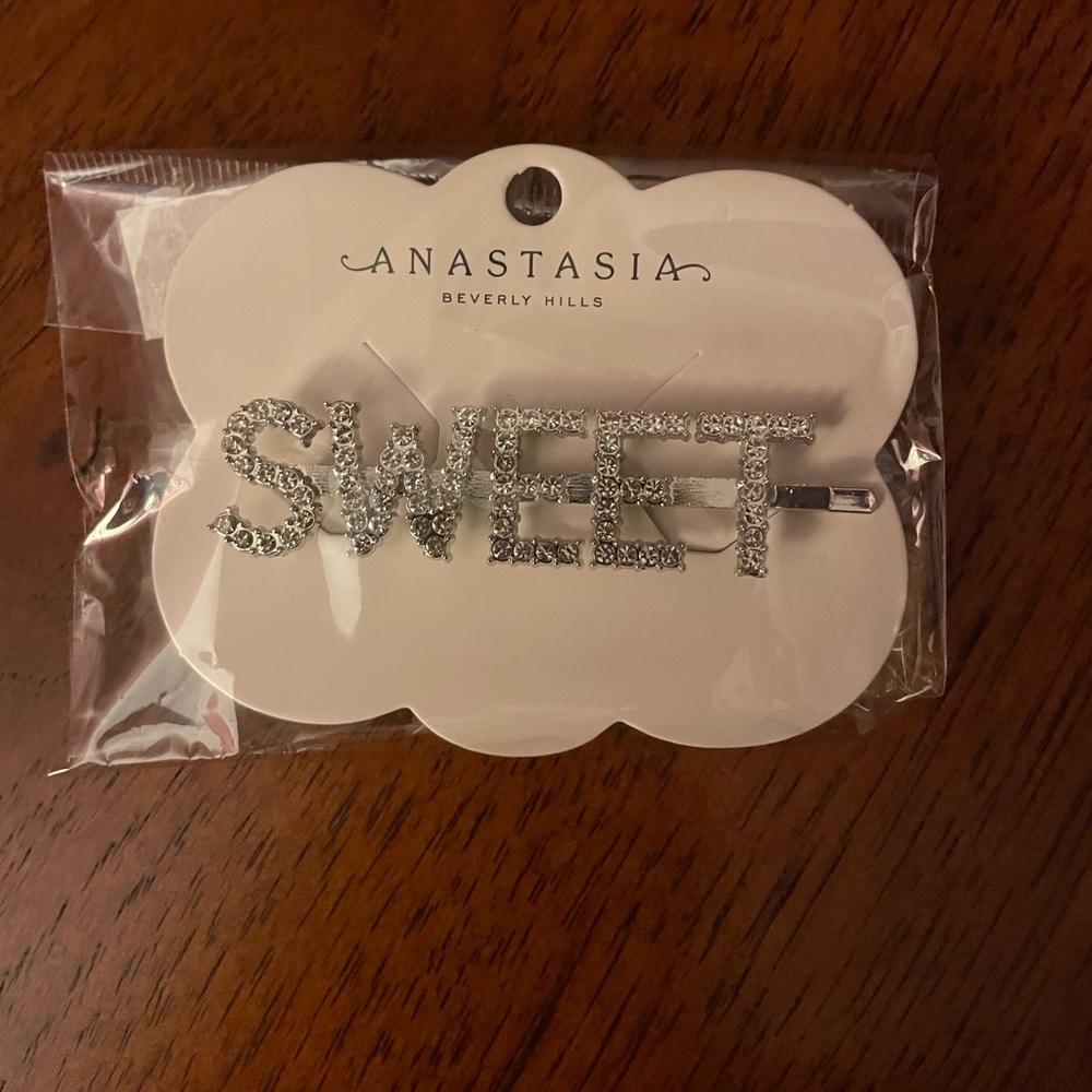 Anastasia Hair Clip